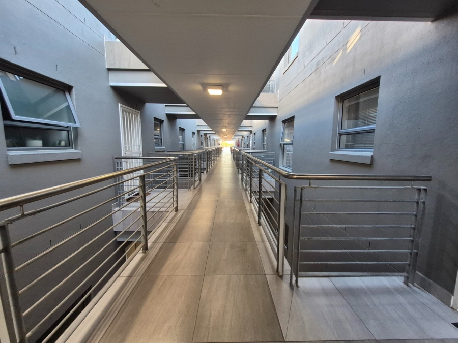 1 Bedroom Property for Sale in Edgemead Western Cape